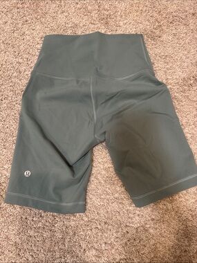 lululemon athletica High-Rise Bike Shorts in Moss Green